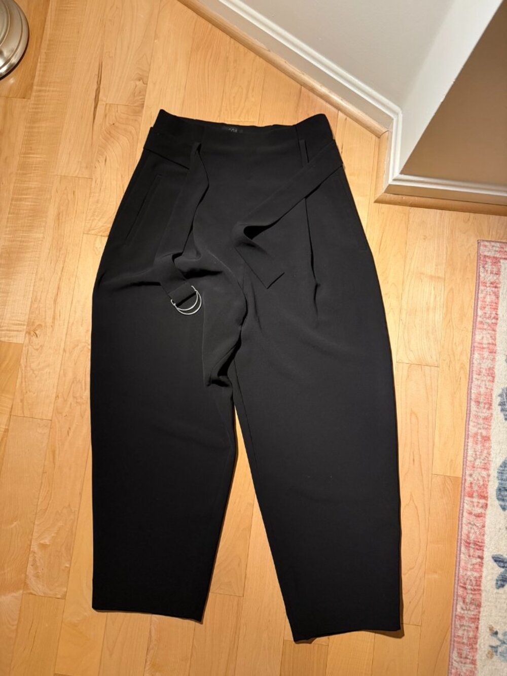 COS Belted Barrel Trousers — Size 8 (Like New)